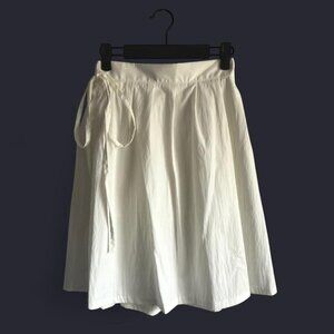 Korean Ivory / Off-White Skirt Bow Tie XS/S